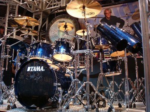 Stanza zoekt drummer
